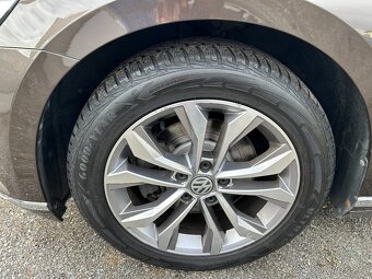 VW PASSAT B8 2.0TDI 110KW COMBI 111TKM HIGHLINE ČR DPH KŮŽE - 7
