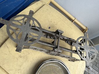 Staré kuchyňské váhy - 7