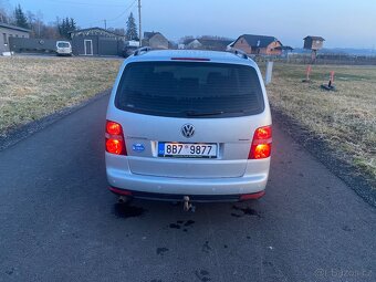 VW Touran 2.0, CNG + benzín, 206tkm, RV 2007, ZLEVNĚNO - 7