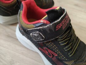 Voděodolné tenistky Skechers 27,5 - 7