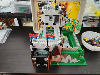 LEGO Castle 6081 King's Mountain Fortress +návod - 7