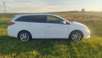 Toyota Auris 2013, 1.6 97kw benzín - 7