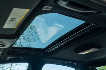 2018 BMW M3 Sedan RWD 3.0 - 7