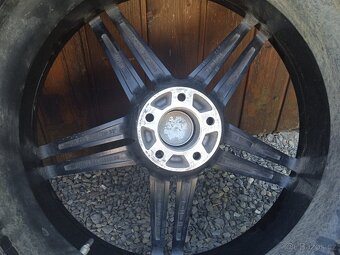 Kola + pneu 22" dodge - 7