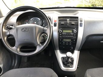 HYUNDAI TUCSON 2.0 CRDi, 103 kW, 4x4, TOP stav, GARÁŽOVÁNO - 7