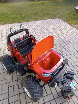 Dětské elektrické autíčko - 7