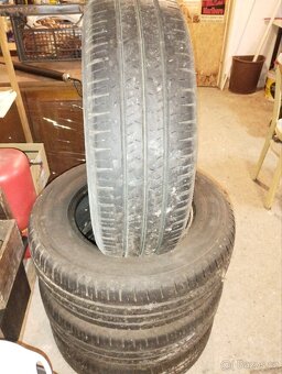 Prodám pneu Nexen 215/70r15 C - 7