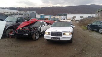 2x Lincoln town car limuzína 4.6 - 7
