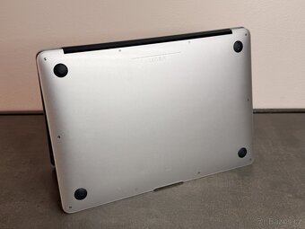MacBook Air 13'' 2015 / i5 / 8GB / 256GB SSD - DPH - 7