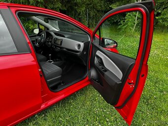 Toyota Yaris Automat 1.3 Benzin73KW Rok:2017Najeto:40tis.k - 7