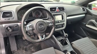VOLKSWAGEN SCIROCCO R-Line - 2,0TSi 155kW - Manuál. - 7