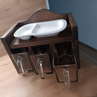 Skříňka skleněné dózy - 7