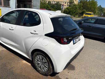 Yaris 1.5 , rok 2023 najeto 31tkm odpočet DPH - 7
