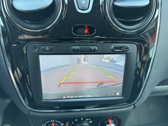 Dacia Lodgy 1.6i Stepway Navi Klima Tempomat Bluetooth 7Míst - 7