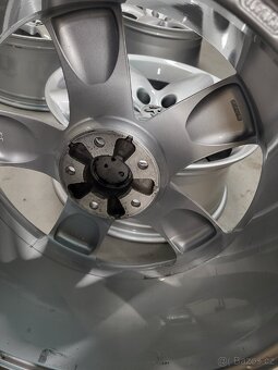Originální 18" alu Peugeot 5x108 - 7