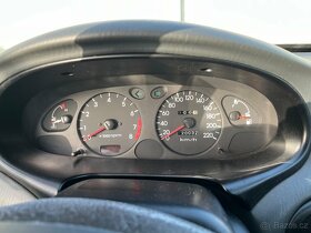 Hyundai Elantra 1.6i - naj. 120tis. - 7