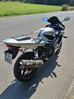 Honda CBR600f sport 2002 - 7