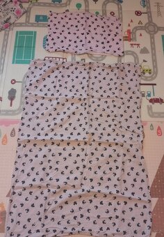 Set do detske postylky: perinka, povleceni, prosteradla - 7