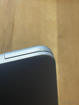 Macbook Air 13" - M2 2022, 16GB RAM, 256 GB SSD - 7