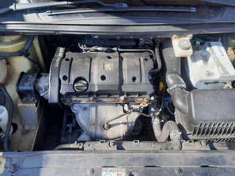 Peugeot 307, 1.8i, 80.kw, na náhradní díly - 7
