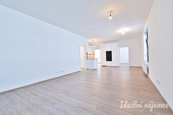 Pronájem bytu 4+kk, Křenová, Trnitá, 32.000 Kč/měs, 99 m2 - 7