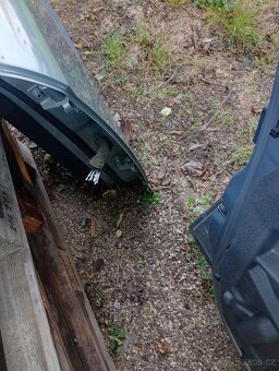 FORD MONDEO MK4 LIFTBACK RV 2009 DVEŘE LEVÉ, L.P. A L.Z. - 7