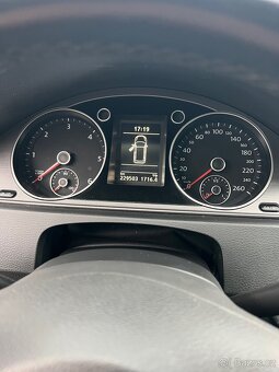 Volkswagen Passat B7 2.0 TDI DSG - 7