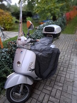 Vespa GTS 250 plně vybavená - 7