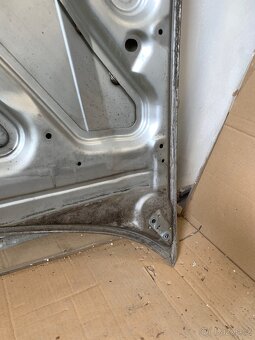 Ford Focus 1, kapota - 7