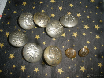 Staré kovové knoflíky-uniforma - 7