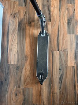 Koloběžka Decathlon - 7