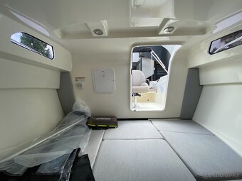 QUICKSILVER 555 CABIN - 7