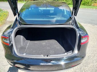 Prodám Tesla Model 3 Long Range 102300 KM, 75 kWh SOH 89% - 7