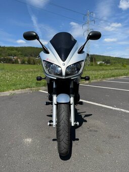 Yamaha FZS 600 Fazer - 7