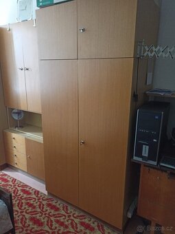 Různý nábytek - 7