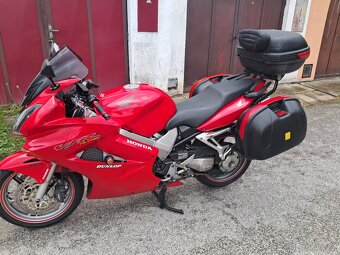 Honda VFR 800 VTEC - 7