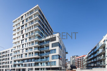 Pronájem bytu 1+kk, 29m² + 6m² balkon s garážovým parkovacím - 7