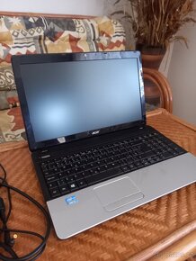 Acer TravelMate P253 - 7