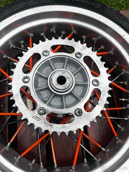 Supermoto kola KTM - 7