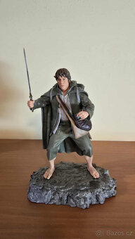 Kompletní sada sošek hobitů z Pána Prstenů od Iron Studios - 7