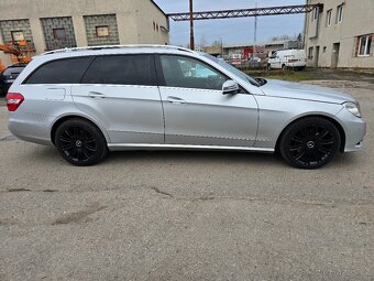 Mercedes Benz E300 V6 CDI Avandgarde 232kW - 7