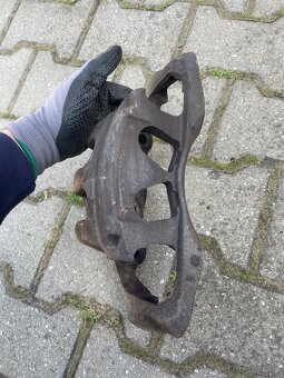 Přední třmeny VW T5, T6 pro průměr kotouče 340mm - 7