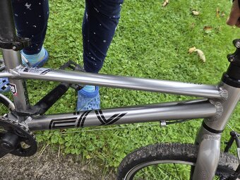 Kolo vel. 20, superior fly - 7