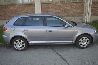 Audi A3 sportback 1,6 85kw benzin ,webasto - 7