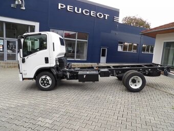 Isuzu, M30 7,5t 3,0L 150k A/T hák. no - 7