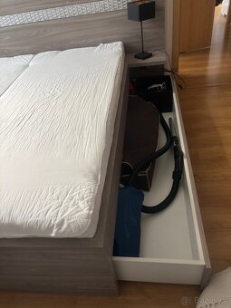 Manželská postel 180 x 200 - 7