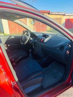 Renault Clio 3 III Grandtour 1,2i 55 kW - 7