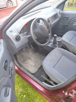 Dacia Logan - 7