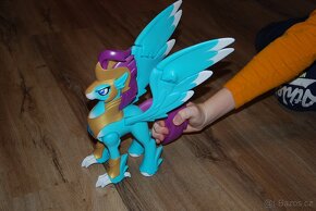 Ještěrka a létající Pony - pohybují se, se zvukem - 7