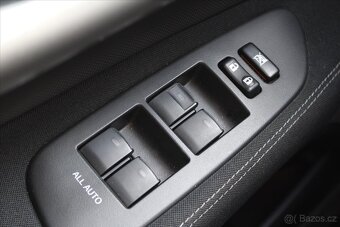 Toyota Auris 1.8i HYBRID AUTOMAT ČR (2012) - 7